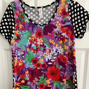 LulaRoe Classic T
